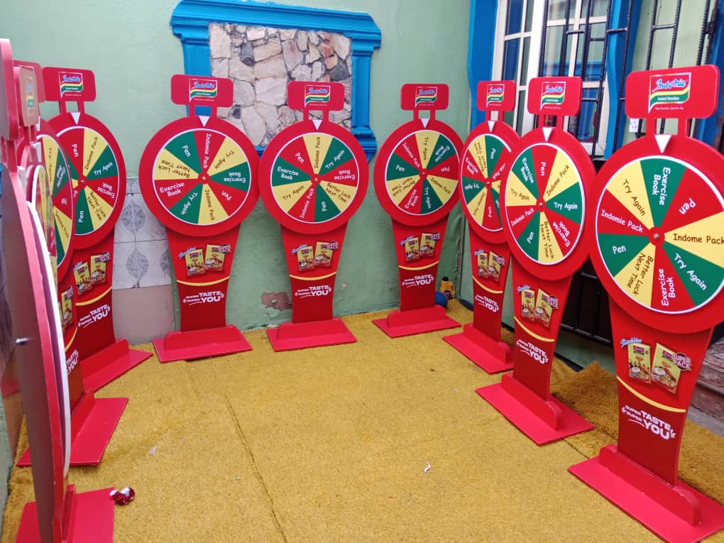 Spin & Win Game Stand